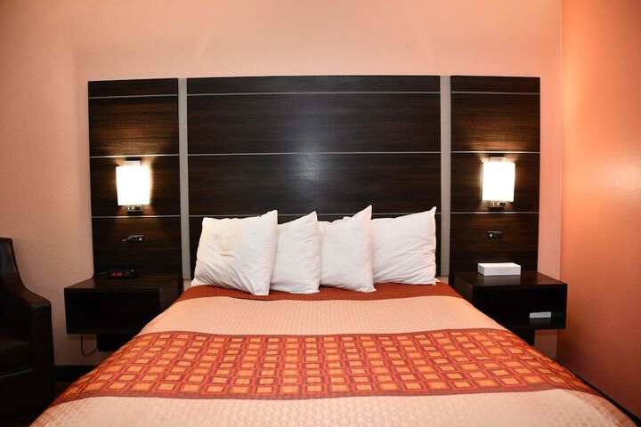 Room 20 of 39