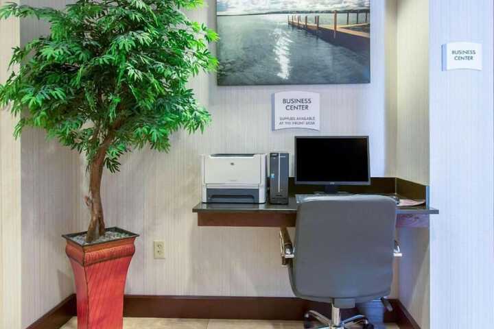 Business Center 16 of 16