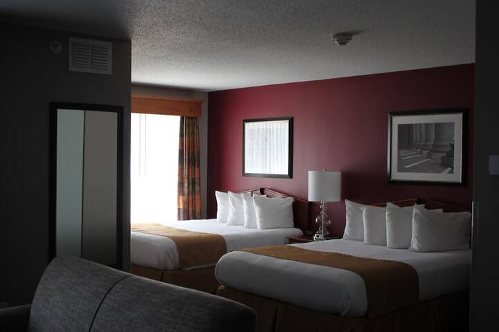 GrandStay Hotel & Suites