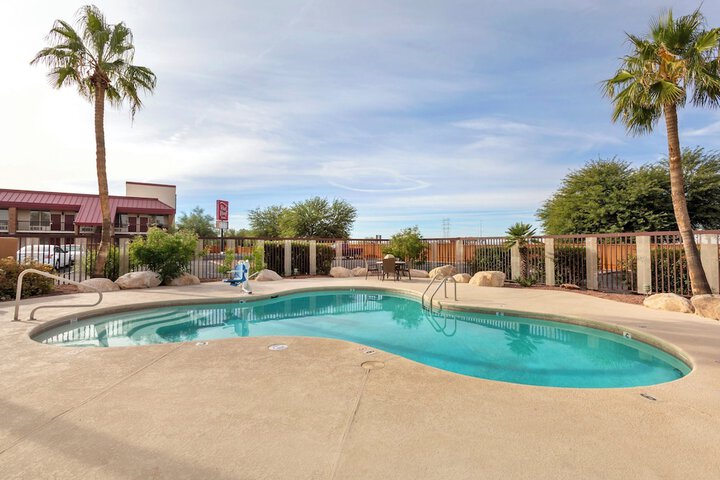 Pool 7 of 41