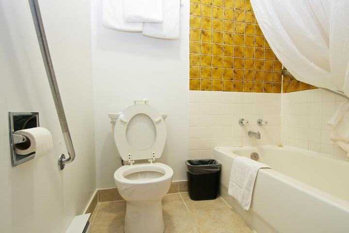 Room 21 of 23
