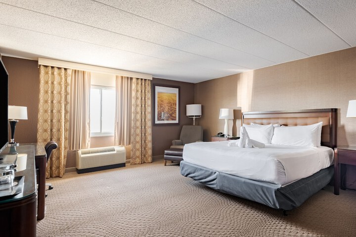 Room 16 of 43