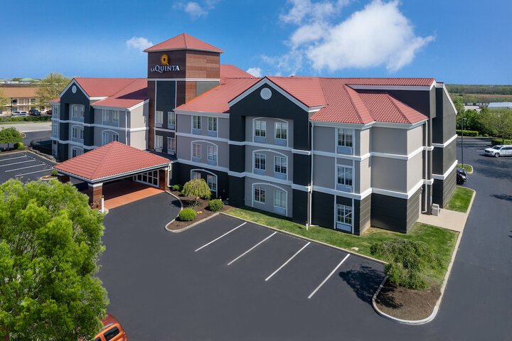 Hotel 2 of 37