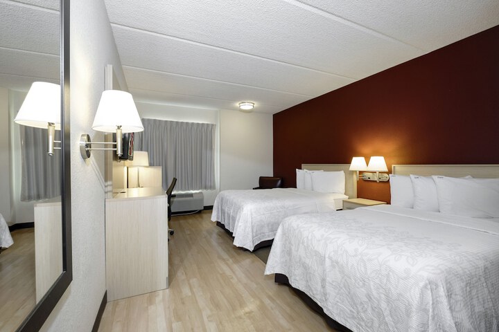 Room 17 of 47