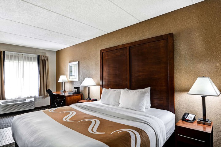 Room 20 of 42