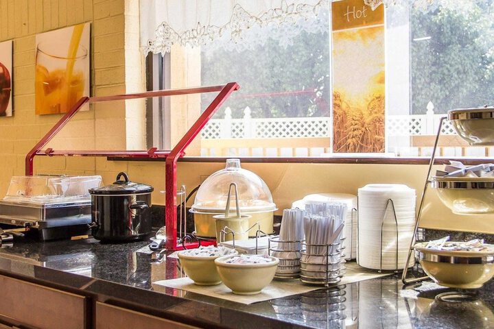 Breakfast/Coffee Service 63 of 65