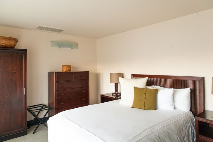 Room 21 of 147