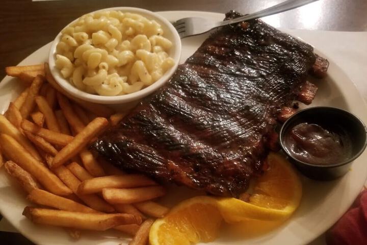 Laurelwood Inn and Steakhouse