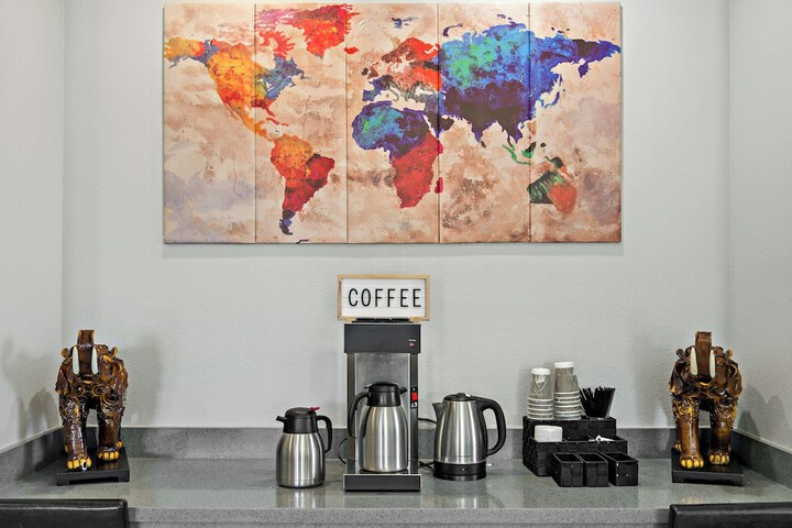 Breakfast/Coffee Service 48 of 51