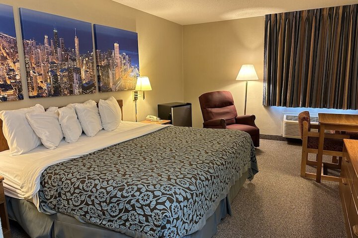 Room 29 of 33