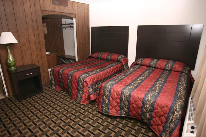Room 26 of 32