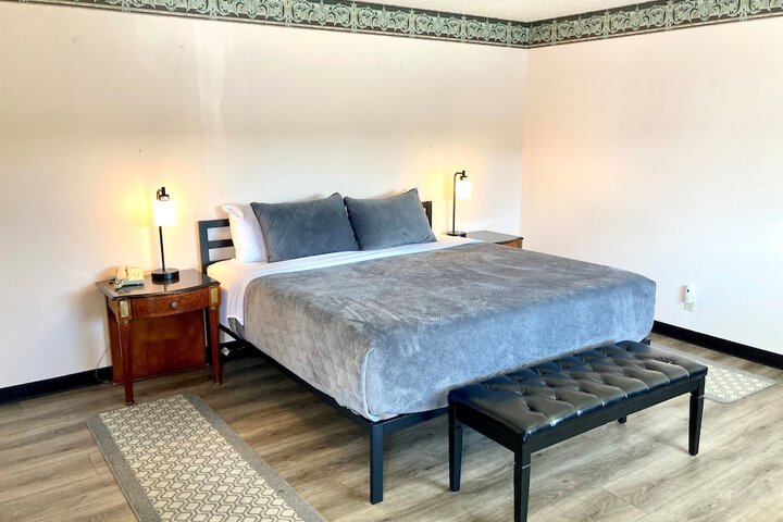 Room 61 of 125