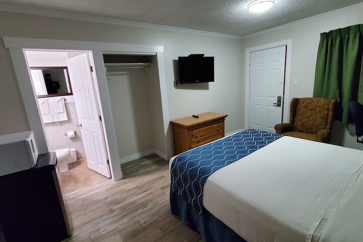 Room 57 of 181