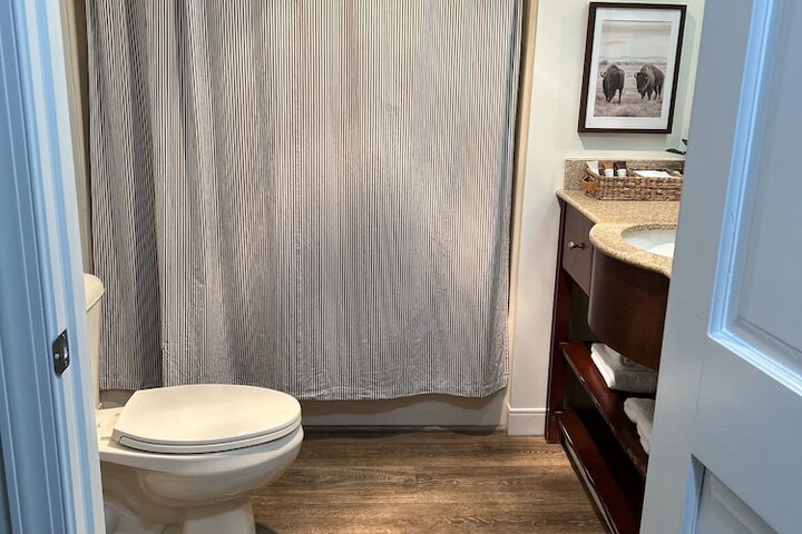 Room 15 of 24
