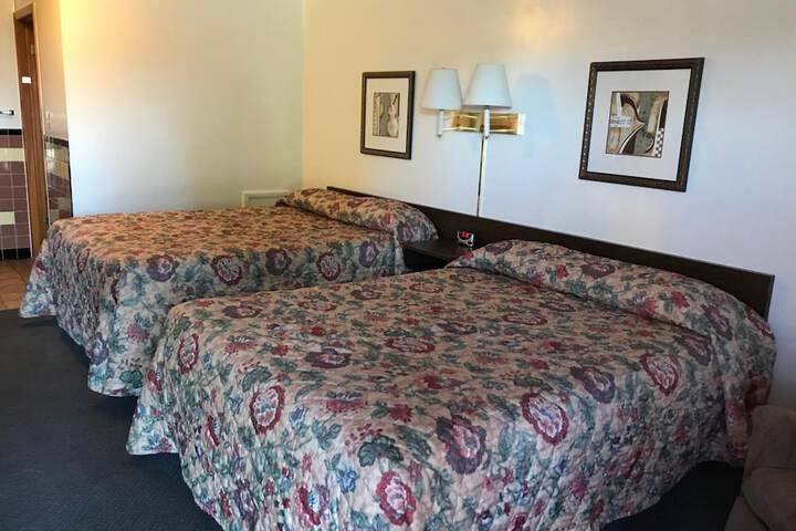 Room 12 of 52