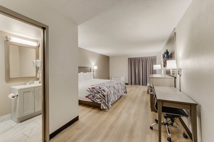 Room 34 of 36