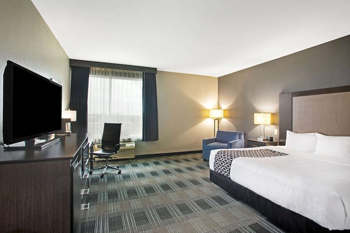 Room 21 of 39