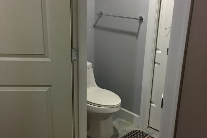 Room 47 of 61