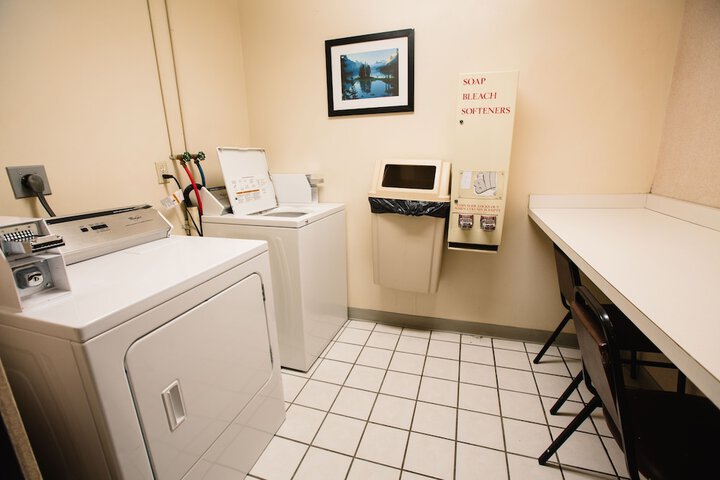 Room 12 of 24