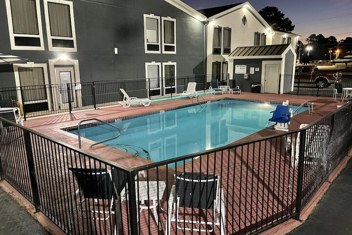 Pool 7 of 51