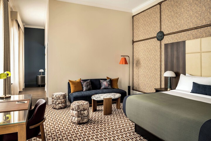 The Louie a Davenport Hotel, Autograph Collection