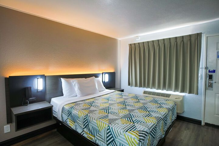 Room 29 of 36
