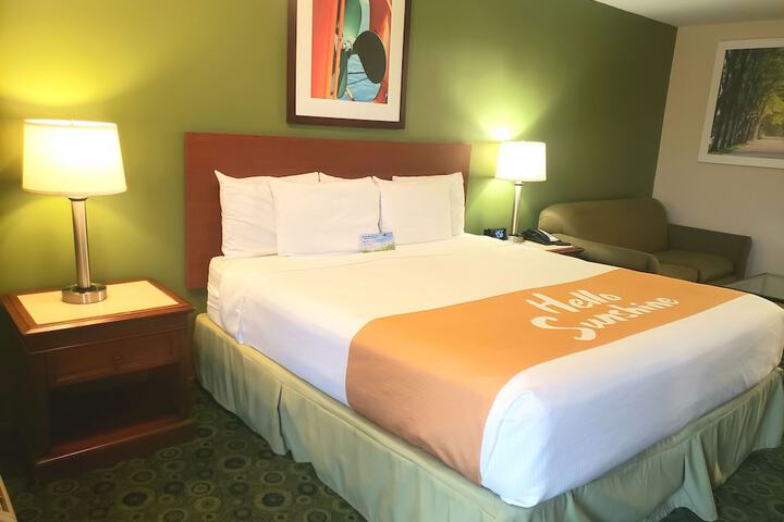 Days Inn by Wyndham Westley