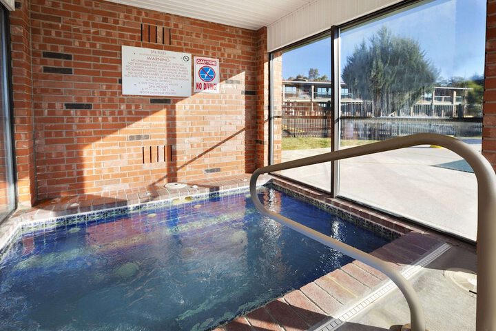 Pool 4 of 46