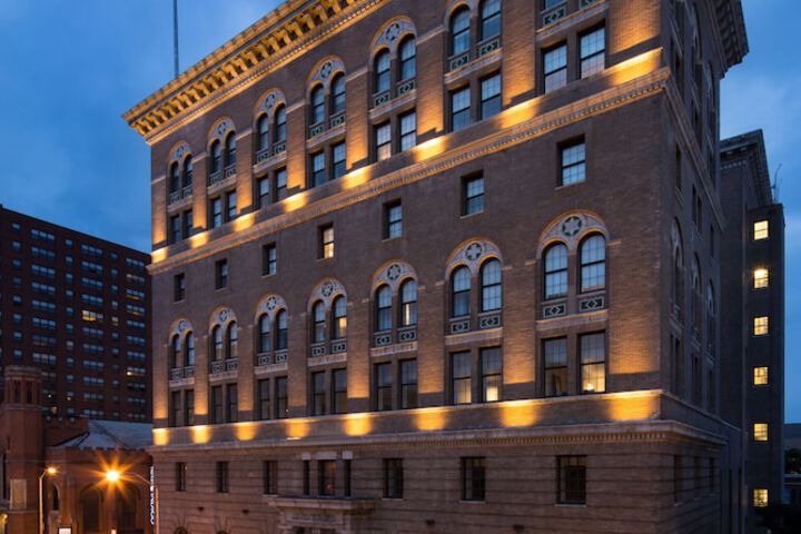Hotel 3 of 91