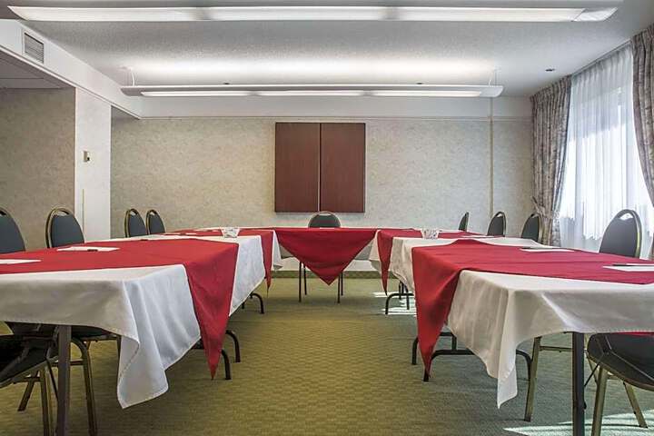 Clarion Hotel & Conference Centre
