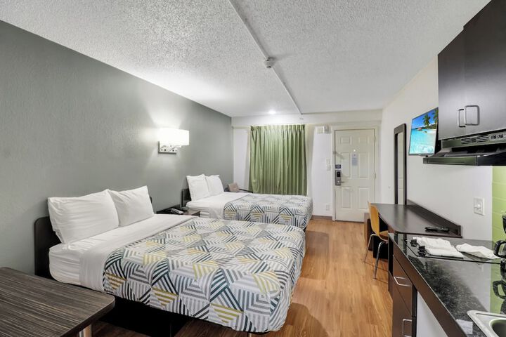 Room 41 of 48