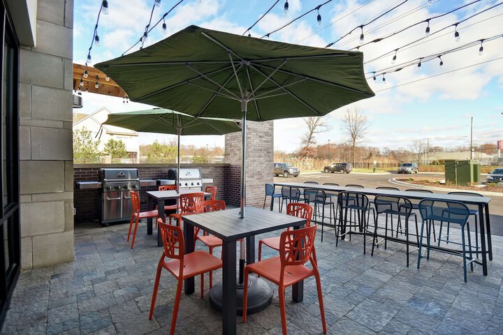 Terrace/Patio 41 of 43