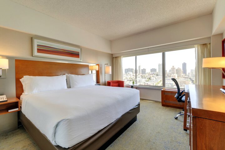 Room 27 of 58