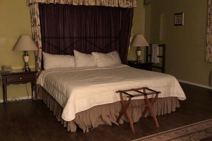 Room 21 of 81