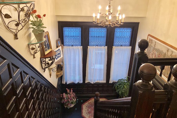 Room 27 of 53