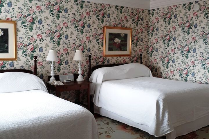 Room 49 of 81