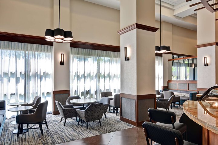 Hotel Interior 10 of 38