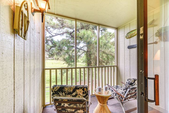 Little River Condo w / Pool Access: 5 Mi to Beach