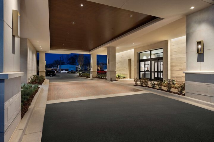 Valley Hotel Homewood Birmingham Curio Collection by Hilton
