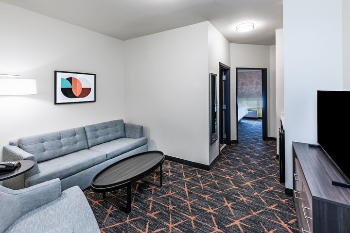 Room 17 of 39