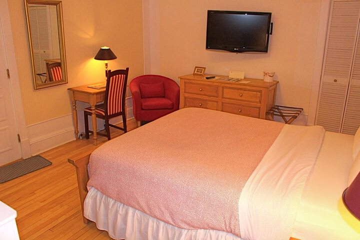 Room 28 of 52