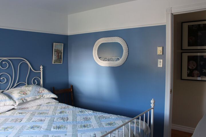 Room 13 of 33
