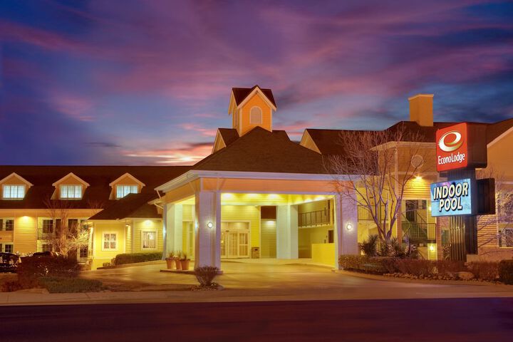 Hotel 7 of 96