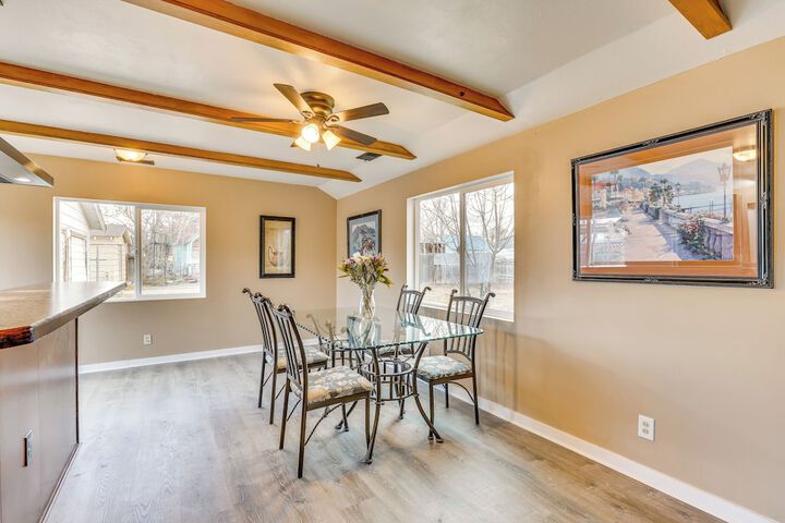 Family-friendly Ontario Home in Central Location!