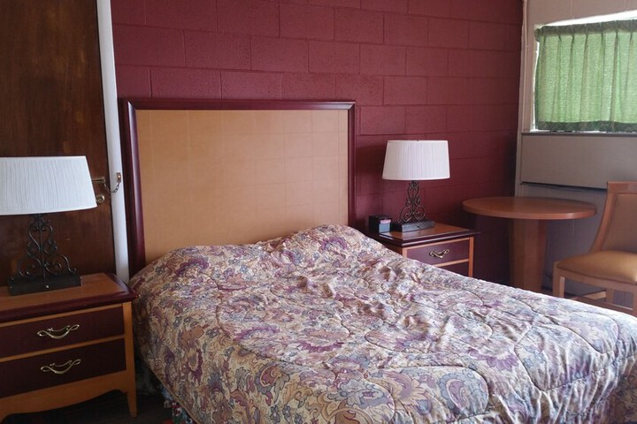 Room 30 of 71