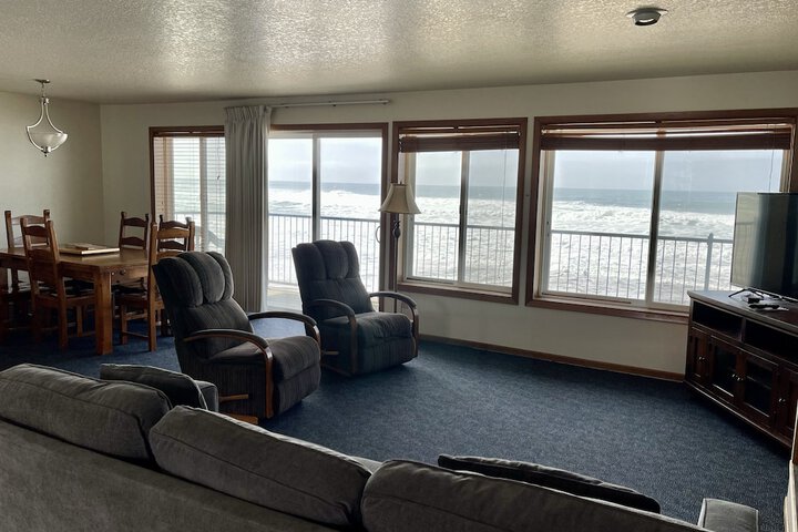 Room 44 of 127