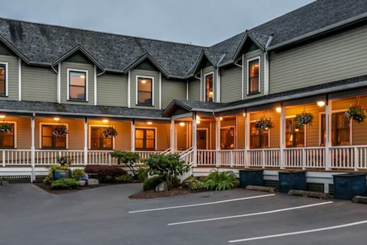 Hotel 4 of 68