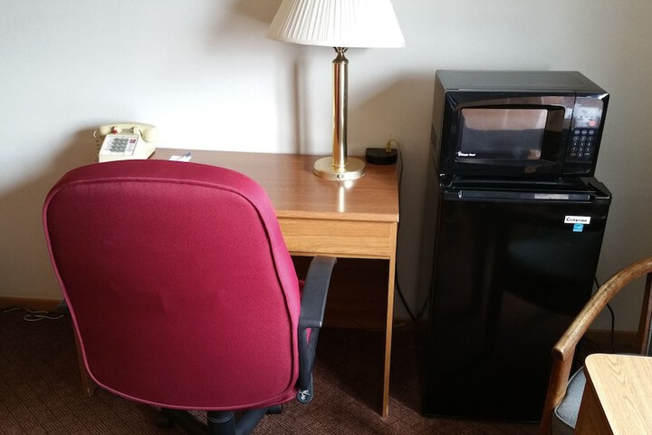 Room 43 of 62