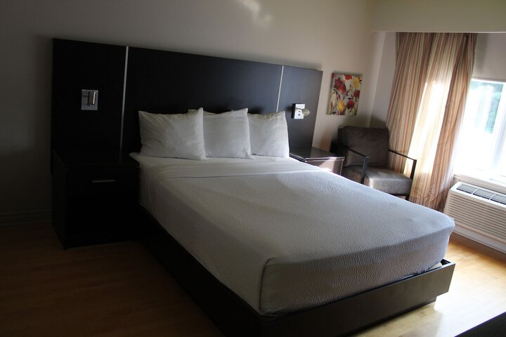Travelodge by Wyndham Trois-Rivieres