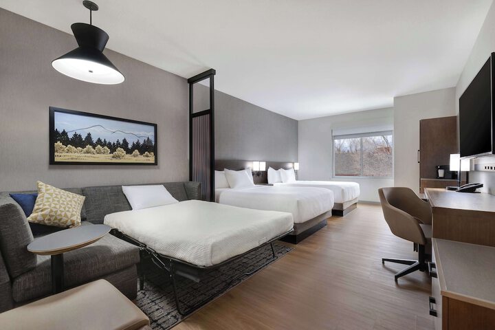 Room 16 of 68